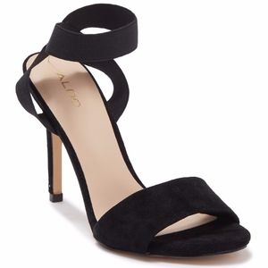 ALDO ELASTIC STRAPPY HEELS!